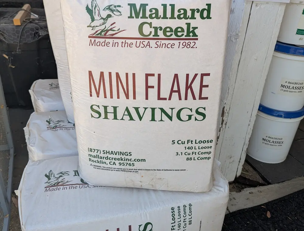 Animal bedding and shavings available at Diamond Valley Market
