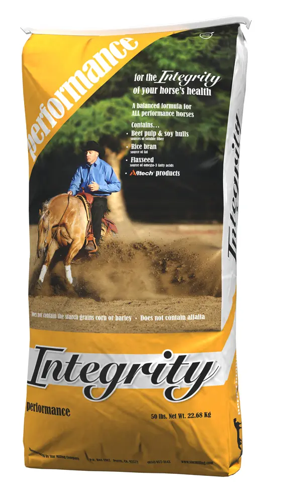 Integrity Performance horse feed available at Diamond Valley Market